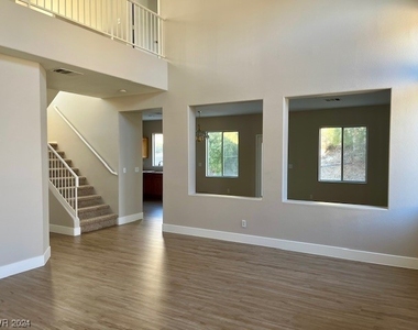 4605 Rising Cove Street - Photo Thumbnail 2