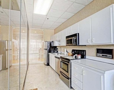 5440 N Ocean Drive - Photo Thumbnail 41