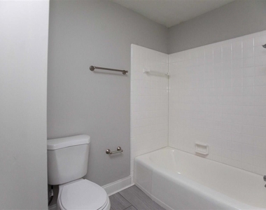 6901 W 34th Street - Photo Thumbnail 11