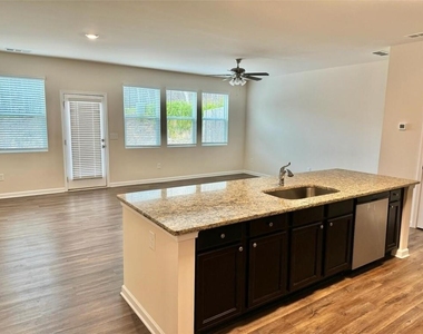 234 Turner Lane - Photo Thumbnail 4