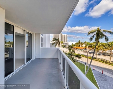 2841 N Ocean Blvd - Photo Thumbnail 13