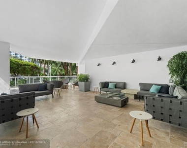 333 Las Olas Way - Photo Thumbnail 27