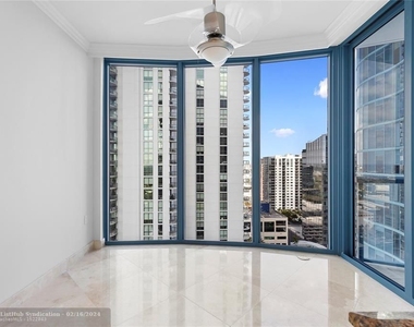 333 Las Olas Way - Photo Thumbnail 5