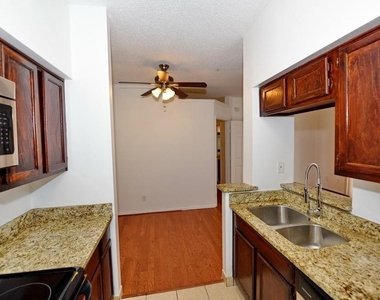 3701 Cedarplaza Lane - Photo Thumbnail 5