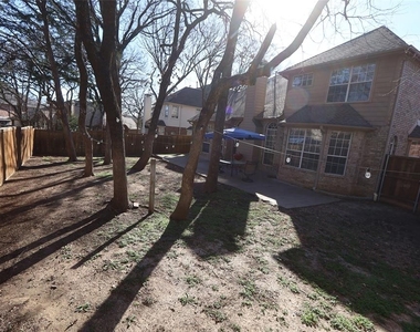 2540 Woodside Drive - Photo Thumbnail 19