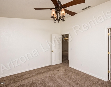 2170 Hillside Dr - Photo Thumbnail 21