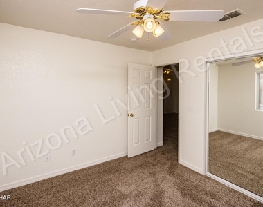 2170 Hillside Dr - Photo Thumbnail 28