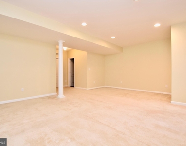 1110 S Olmsted Parkway - Photo Thumbnail 22