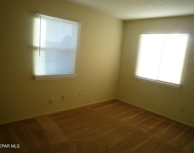 5779 Dalhart Drive - Photo Thumbnail 6