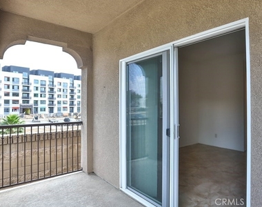 106 E Santa Fe Court - Photo Thumbnail 23