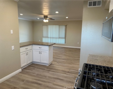 27067 El Rancho Drive - Photo Thumbnail 4