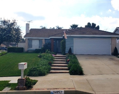 3425 Tulip Avenue - Photo Thumbnail 0