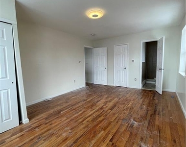 2110 Light Street - Photo Thumbnail 16