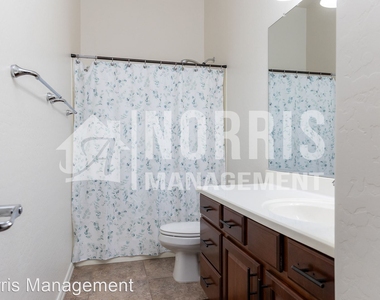 526 E Kona Dr - Photo Thumbnail 19