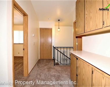 3315 Magnums Way - Photo Thumbnail 21