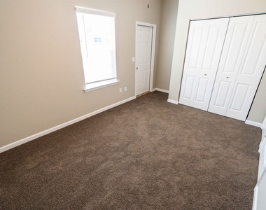 2247 Del Carmel Way - Photo Thumbnail 11