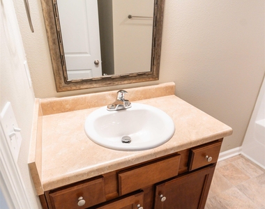 2247 Del Carmel Way - Photo Thumbnail 18