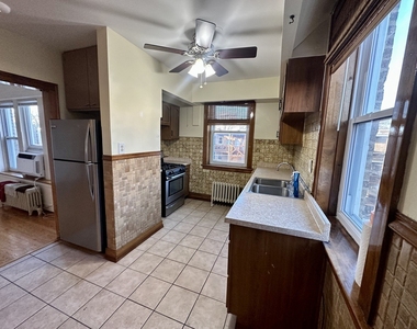 1436 W Thome Avenue - Photo Thumbnail 13