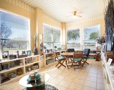 2705 Indian Wells Dr - Photo Thumbnail 6