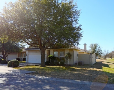 2705 Indian Wells Dr - Photo Thumbnail 0