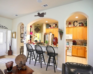 2705 Indian Wells Dr - Photo Thumbnail 4