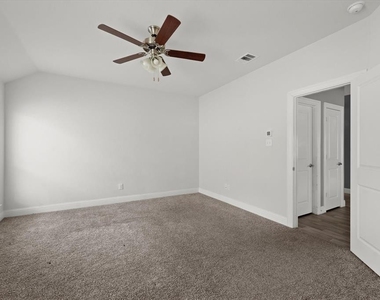 11121 Cobalt Drive - Photo Thumbnail 7