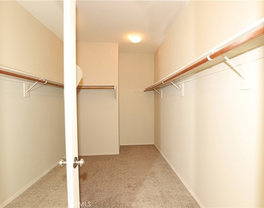 2895 Douglas Way - Photo Thumbnail 20