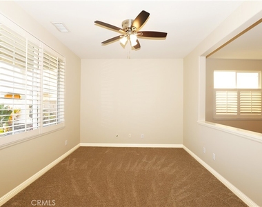 2895 Douglas Way - Photo Thumbnail 9