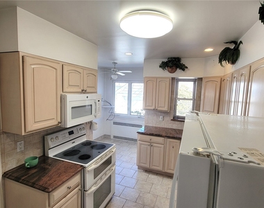 80-51 212th Street - Photo Thumbnail 11