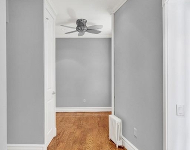 East 35th Street, Unit 3 - Photo Thumbnail 2