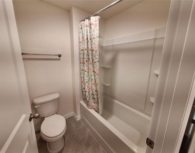 9209 Sapphire Creek Place - Photo Thumbnail 20