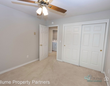 5062 Foothills Dr. - Unit G - Photo Thumbnail 21