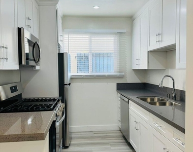 3844 Potomac Ave - Photo Thumbnail 6