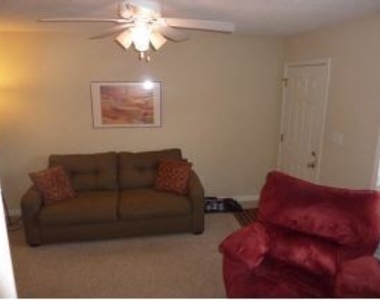 3426 South Oaklawn Circle - Photo Thumbnail 3