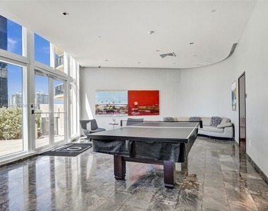 17201 Collins Ave - Photo Thumbnail 25