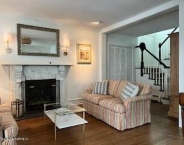 707 Boston Boulevard - Photo Thumbnail 5