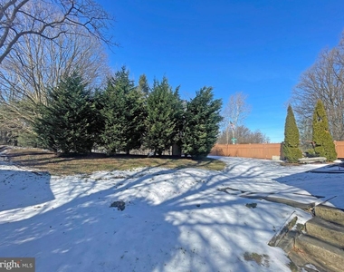 502 Susquehanna Rd - Photo Thumbnail 28