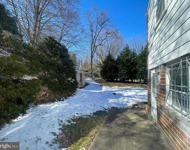 502 Susquehanna Rd - Photo Thumbnail 26