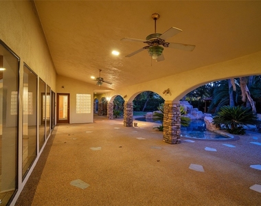 2935 Montessouri Street - Photo Thumbnail 31