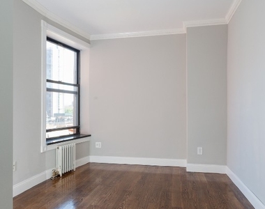 338 East 100th Street, Unit 3b - Photo Thumbnail 6