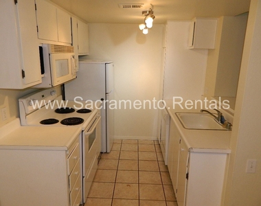 975 Fulton Avenue #487 - Photo Thumbnail 5