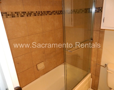 975 Fulton Avenue #487 - Photo Thumbnail 11