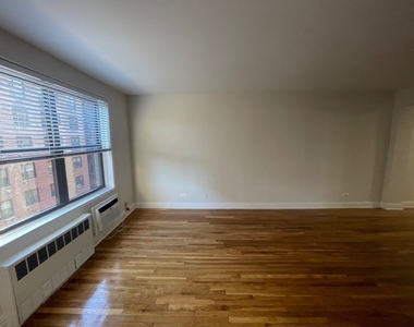 102-40 67th Road - Photo Thumbnail 9