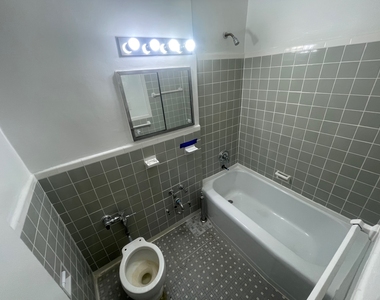 102-40 67th Road - Photo Thumbnail 15