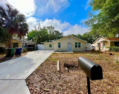 3720 W Elrod Avenue - Photo Thumbnail 0