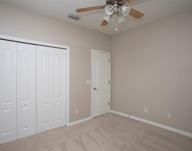 5940 Palmettoside Street - Photo Thumbnail 29