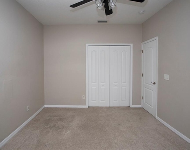 5940 Palmettoside Street - Photo Thumbnail 39