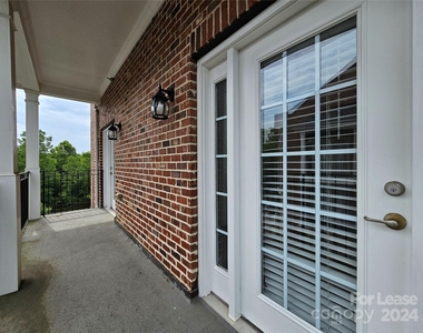 8728 Arbor Creek Drive - Photo Thumbnail 27