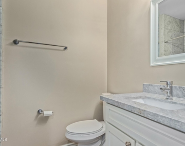 5326 E Thomas Road - Photo Thumbnail 22