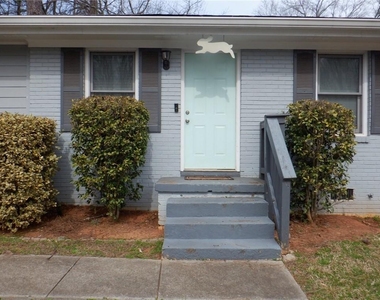 860 Turpin Avenue Se - Photo Thumbnail 2